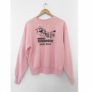 “Mount Rushmore" Graphic Pullover in Pink - Small